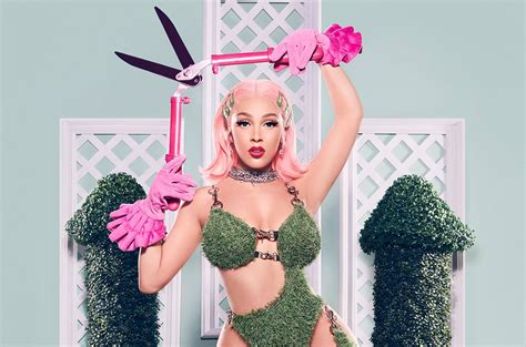 Doja Cat Need To Know Video Doja Cat Has Us All Looking Thirsty After Dropping Juicy Remix