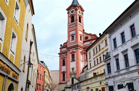 It has a population of around 50,000 people, of whom about 10,000 are students. 4 Things You Don't Know About Passau Germany