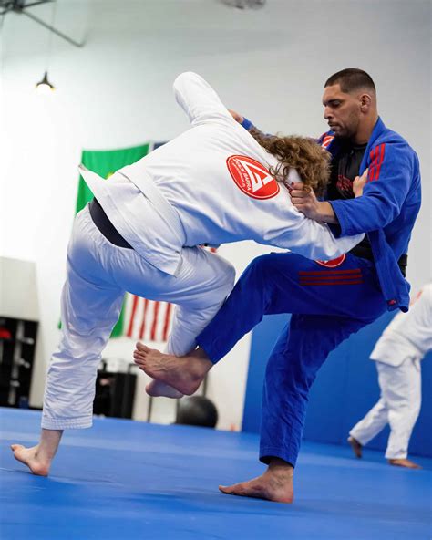 Master The Basics Learn Brazilian Jiu Jitsu Techniques For Beginners