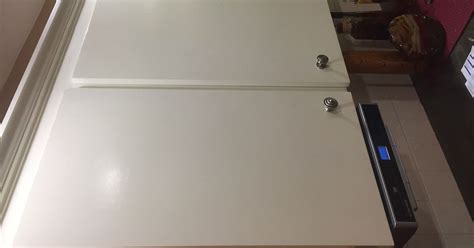 Painting a flat door like a professional. Smooth faced kitchen cabinet doors | Hometalk