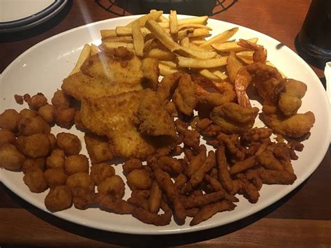Admirals feast red lobster fish shrimp broccoli sides. Admiral's feast - Picture of Red Lobster, Chula Vista ...