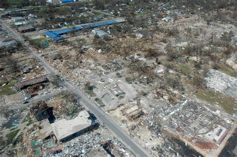Filehurricane Katrina Damage Gulfport Mississippi Wikimedia Commons