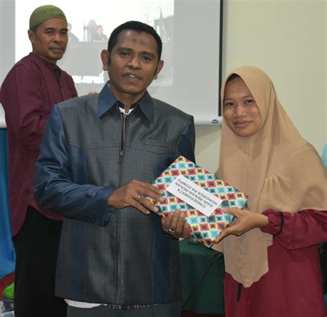 CINDERAMATA TANDA CINTA, DALAM PERPISAHAN & PELEPASAN KETUA DAN HAKIM