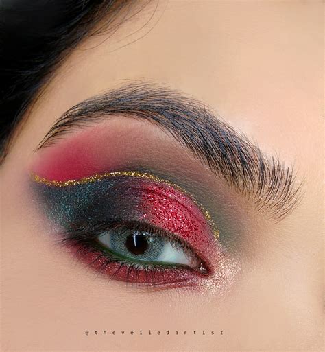 Green And Red Glittery Christmas Glam Cut Crease Tutorial The