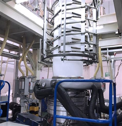Mesin pembungkusan vakum automatik adalah mesin yang sangat kos efektif untuk mengekalkan produk makanan mudah rosak. Pembungkusan Makanan Berwarna EVOH High Barrier Film ...