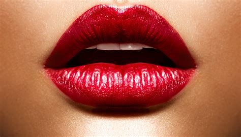 Red Lip Wallpaper