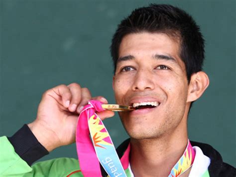 He was born in porto to edgar marciel almeida correia and maria helena guimarães medina. Se suicida campeón de frontón Fernando Medina, "Momo ...