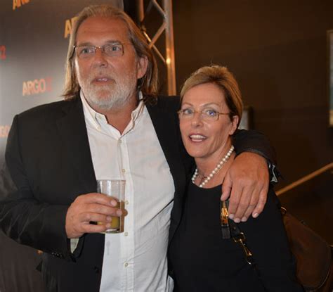 Nem a zenekara tagjai, de wolf kati és spigiboy is hiába várták a legendát, aki kikapcsolta a… read more »országos botrány! Fotó: ez a csinos szőke nő Kautzky Armand felesége! Már 15 ...