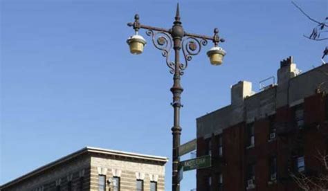 This Random Lamp Post In Harlem Has Protected Landmark Status Secret Nyc