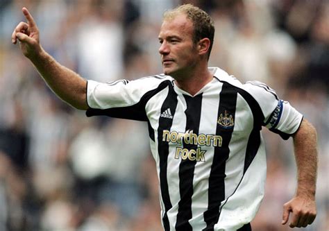 Alan shearer ist ein ehemaliger fußballspieler aus англия. Goals !! in The Past: Alan Shearer