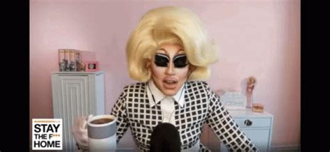 Trixie And Trixie And Katya Discover Share GIFs