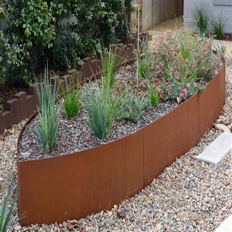 Provide a distinct path for your lawn mower to follow. FormBoss | Steel Garden Edging System Melbourne