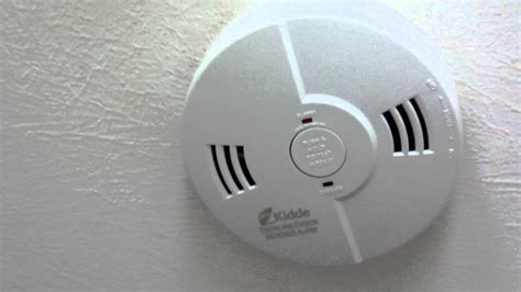 I was looking at something like this which seems to have great reviews. Kidde Voice Smoke Detector / Sprechender Rauchmelder - YouTube