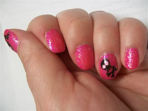 Hot Pink Sparkle Nails With Skull And Bones Accents These Were Super Fun Loved Them Pink