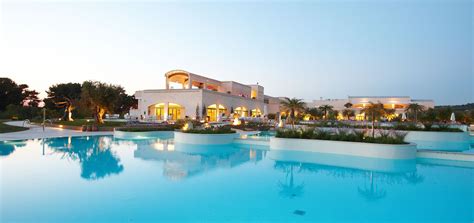 Don hill beach resort is just a 2 minute walk from candolim beach. Homepage - Vivosa Apulia Resort | Resort, Apulia, Puglia