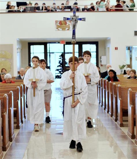 Altar Servers Altar Servers St Matthew The Apostle Catholic School