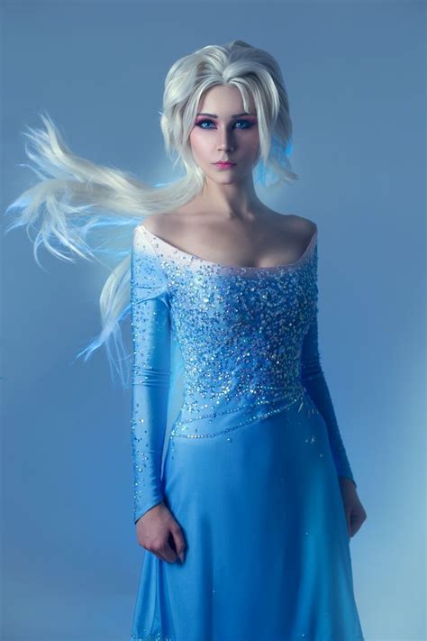 Elsa Frozen 2 Cosplay By Oichi Frozen Disney Elsa Cosplay