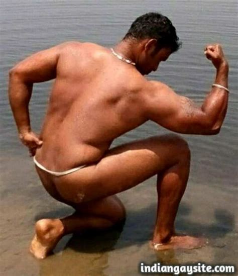 Indian Gay Porn Sexy Desi Hunk Bathing And Flexing Naked In A Pond Indian Gay Site