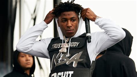 Nba Youngboy Cuenta Cómo Se Ha Gastado Ya 25 Millones De Dólares