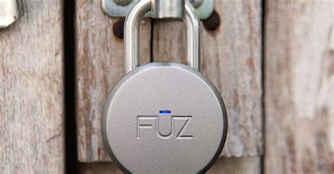 Die meisten schlösser besitzen fünf stiftzuhaltungen, aber manche schlösser haben auch sechs oder mehr. Bluetooth-Vorhängeschloss ohne Schlüssel - com! professional