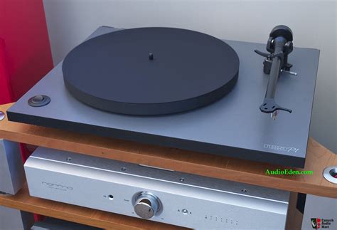 Rega P1 Turntable With Rb100 Tonearm See Photo Photo 1531463 Canuck