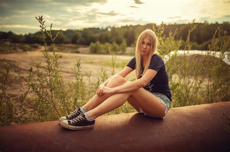 wallpaper blonde sitting socks jean shorts t shirt sneakers women outdoors portrait