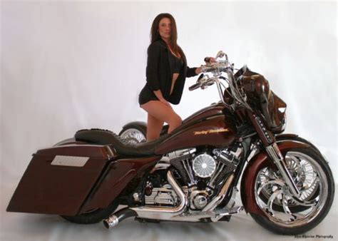 Most of the commissioned custom work he does these days is basic—so he occasionally starts a personal because i don't know anyone else who has radically rebuilt an electra glide, he tells us. 2006 Harley Davidson Electra Glide Custom Bagger