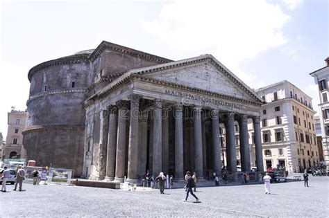 The Pantheon Of Rome Italy Editorial Photography Image Of Ancient