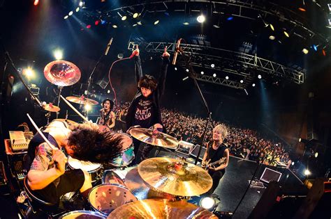 Website follow one ok rock youtube twitter facebook. vol.12 ONE OK ROCK | LIVE with YOU ｜スペースシャワーTV