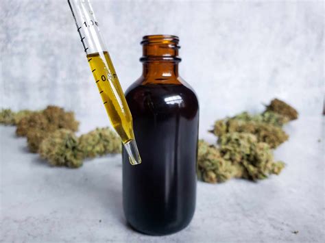 How To Make A Cannabis Tincture Easy Cold Alcohol Extraction