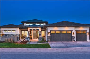If you're concerned that a one story house plan may not offer the space or privacy you desire, note that many of the designs in this collection feature well over 4,000 square feet. 2500 Sq Ft to 3000 Sq Ft House Plans - The Plan Collection