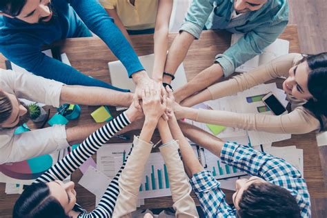 Why Team Building In The Workplace Matters | Bee Eventive