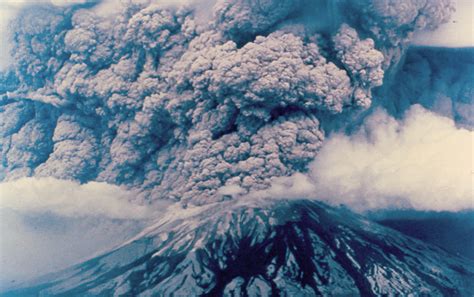 Mount St Helens Eruption May 18 1980 From East Photo Flickr