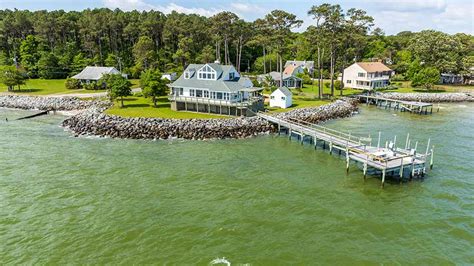 Just minutes from us220 near rocky mount. Chesapeake Bay Waterfront Home For Sale in Deltaville ...