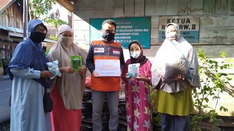 Agihan terus kepada miskin melalui pengeluar zakat. Jaga Ketahanan Pangan, Rumah Zakat Kalsel Salurkan Bantuan ...