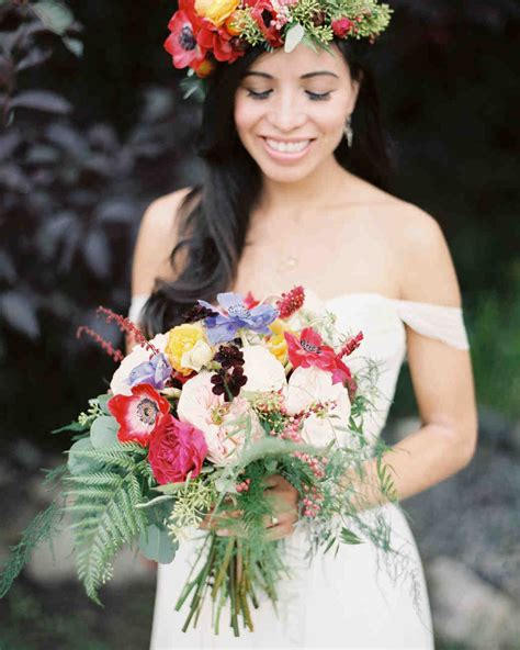 Ally wanted a large bouquet with lots of greenery which she got thanks to sarah winwards grouping of ferns and peonies. 20 Stunning Wedding Bouquets with Ferns | Martha Stewart ...