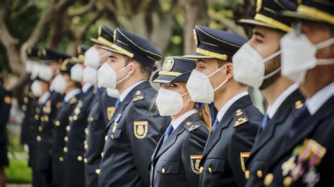 Desde centro de formación españa, centro preparador de acceso a las oposiciones a la guardia civil y policía nacional, queremos compartir contigo, toda la información necesaria para opositar a. Agentes de la Policía Nacional juran sus cargos como ...