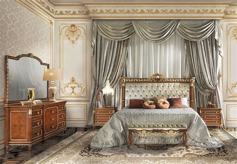 Stravinskij Luxury Classic Italian Bedroom Furniture