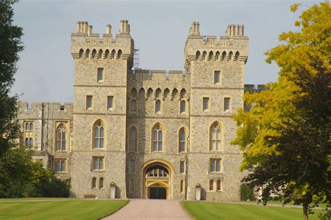 Windsor Castle Built By William The Conqueror King Of England In 1000s