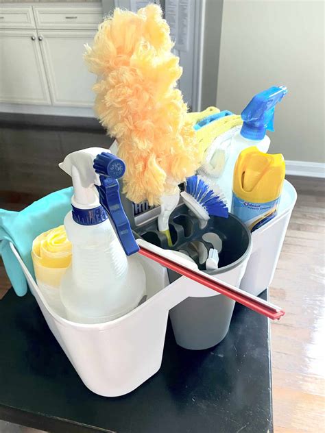 The Best Things To Put In A Cleaning Caddy For Quick And Easy Cleaning