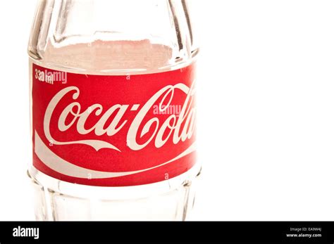 Botella De Coca Cola Vacía Fotografía De Stock Alamy