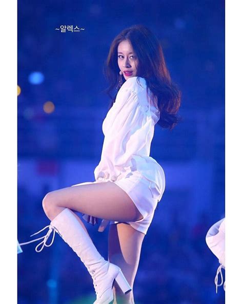 57 Likes 1 Comments Yolanda31938 On Instagram “20171124 Tara Jiyeon K Pop Music Wave