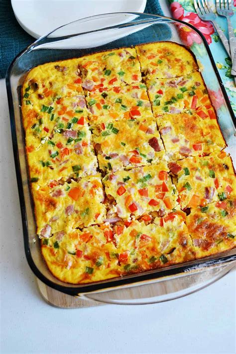 Potatoes may be shredded and cooked in the same manner for crispy hash browns. Farmer's Healthy Breakfast Casserole Recipe - Sweet Pea's ...