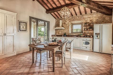 Tuscan Kitchens Bring The Look Of Italy Back Home