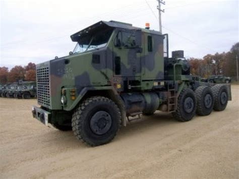 1995 oshkosh m1070 commercial heavy equipment transporter on govliquidation. 2002 Oshkosh M1070 Commercial Heavy Equipment Transporter ...