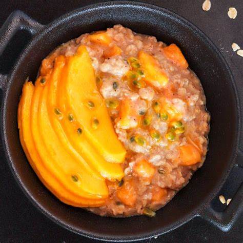 Toasted overnight oats healthy breakfast with mango • FOOD ...