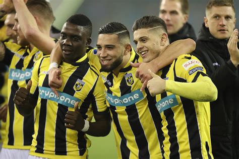 Stichting betaald voetbal vitesse page on flashscore.com offers livescore, results, standings and match details (goal scorers, red cards Vitesse neemt Feyenoord te grazen - Supportersvereniging Vitesse