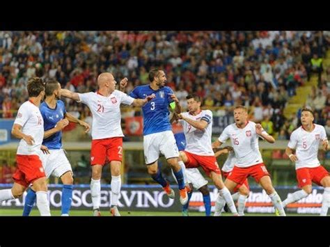Po wygraniu z belgią 3:2 reprezentacja polski w piłce nożnej zagra z włochami w kolejnym meczu mistrzostw europy u21. Polska - Włochy AUDIO (PL) Poland vs Italy (AUDIO) PL ...