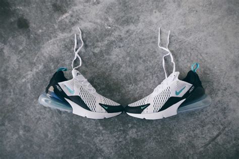 This colorway is a nod to the og colorway on the air max '93, and the 270 was inspired by that shoe. Sneaker-Zimmer.de | Nike Air Max 270 Dusty Cactus