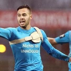 Öffnungszeiten von daniel engelbrecht digital audionetworx in gubener str. Daniel Engelbrecht, el futbolista con un desfibrilador en ...